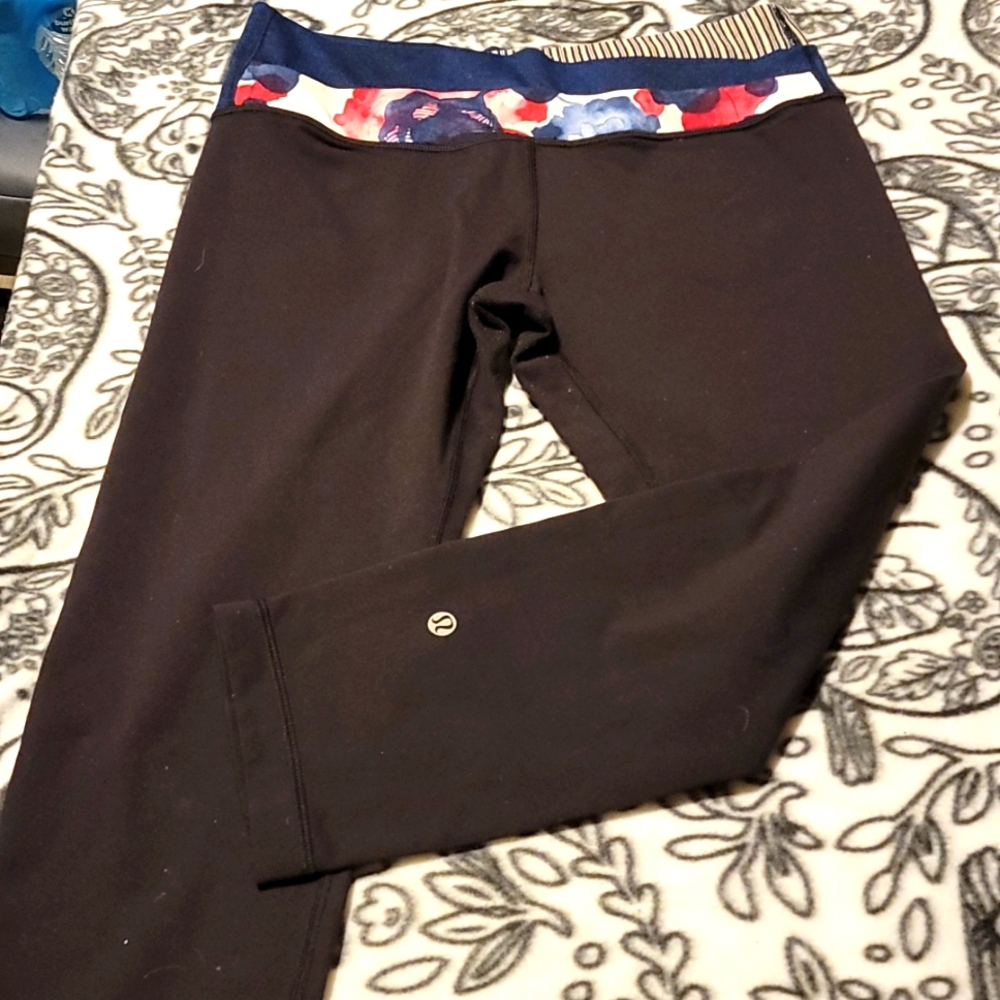 LULULEMON CROPS